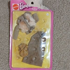 1972 Mattel Barbie 3 Piece Set Unopened- Tan and Gold